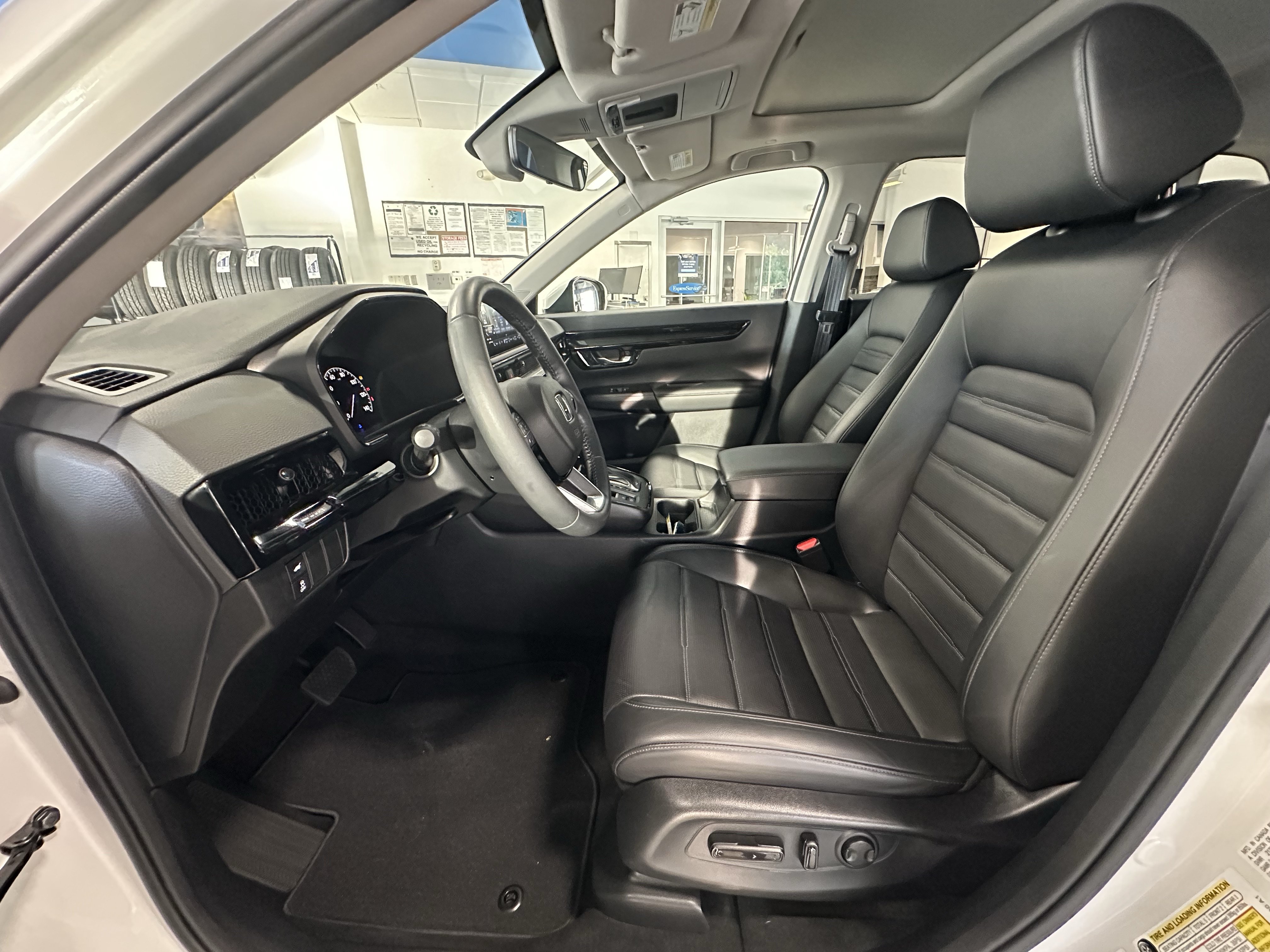 Used 2023 Honda CR-V EX-L image 8