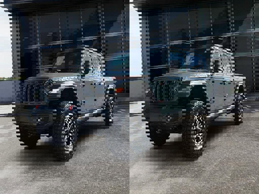 New 2025 Jeep Gladiator Rubicon w/ Convenience Group image 3