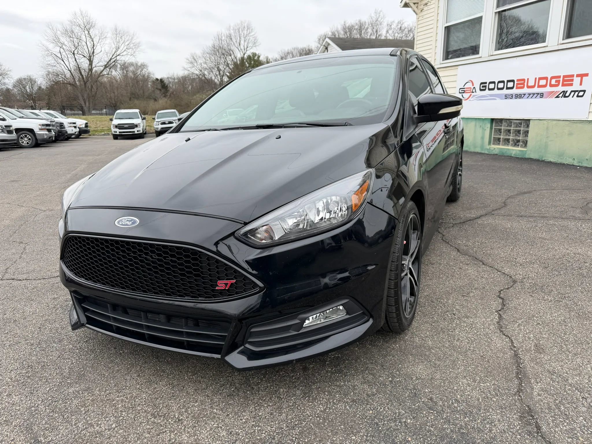 Used 2017 Ford Focus ST image 1