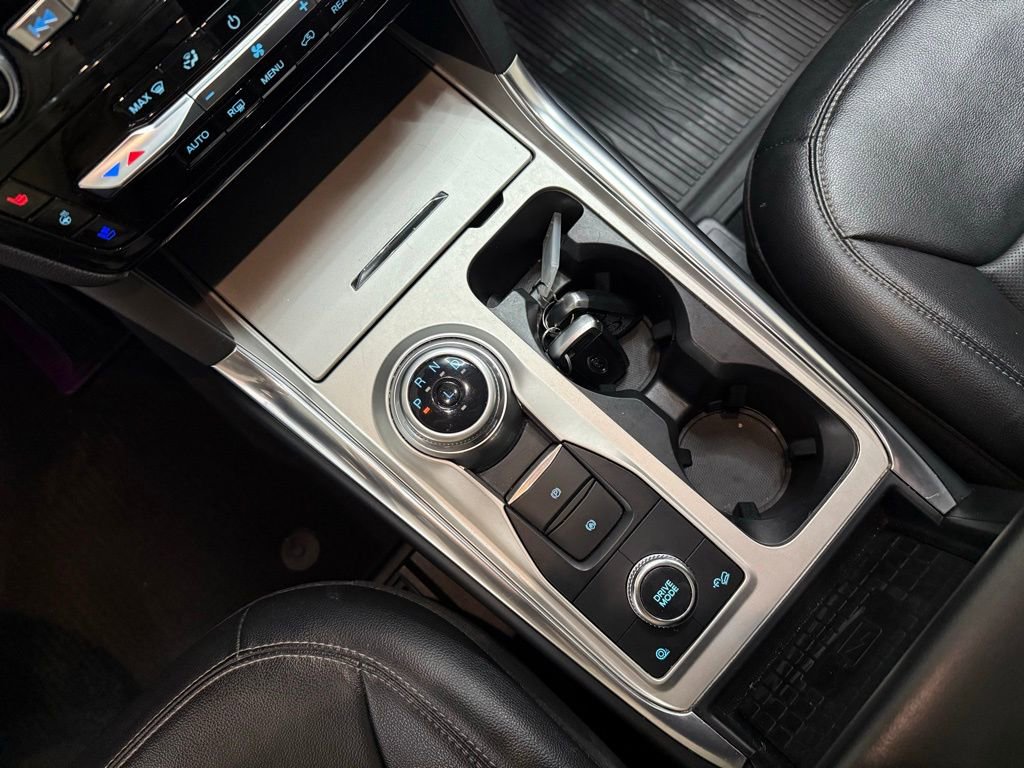Used 2022 Ford Explorer Limited w/ Equipment Group 301A image 40