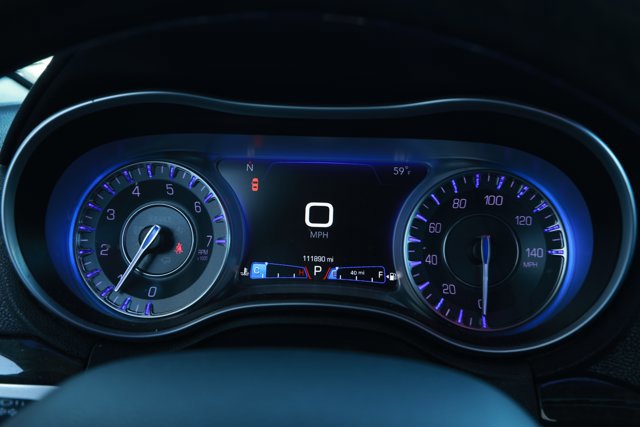 Used 2017 Chrysler 300 C RWD image 12