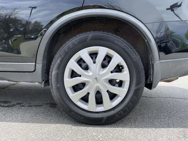 Used 2015 Nissan Rogue SV image 8