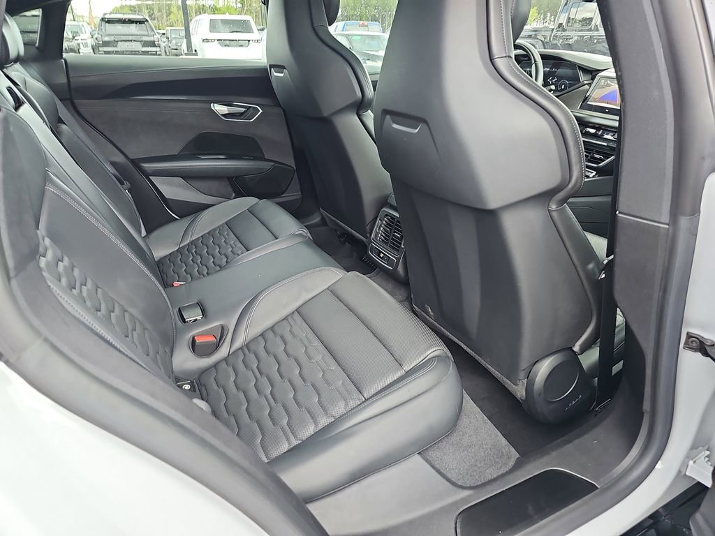 Used 2022 Audi e-tron GT Premium Plus w/ Performance Package image 14