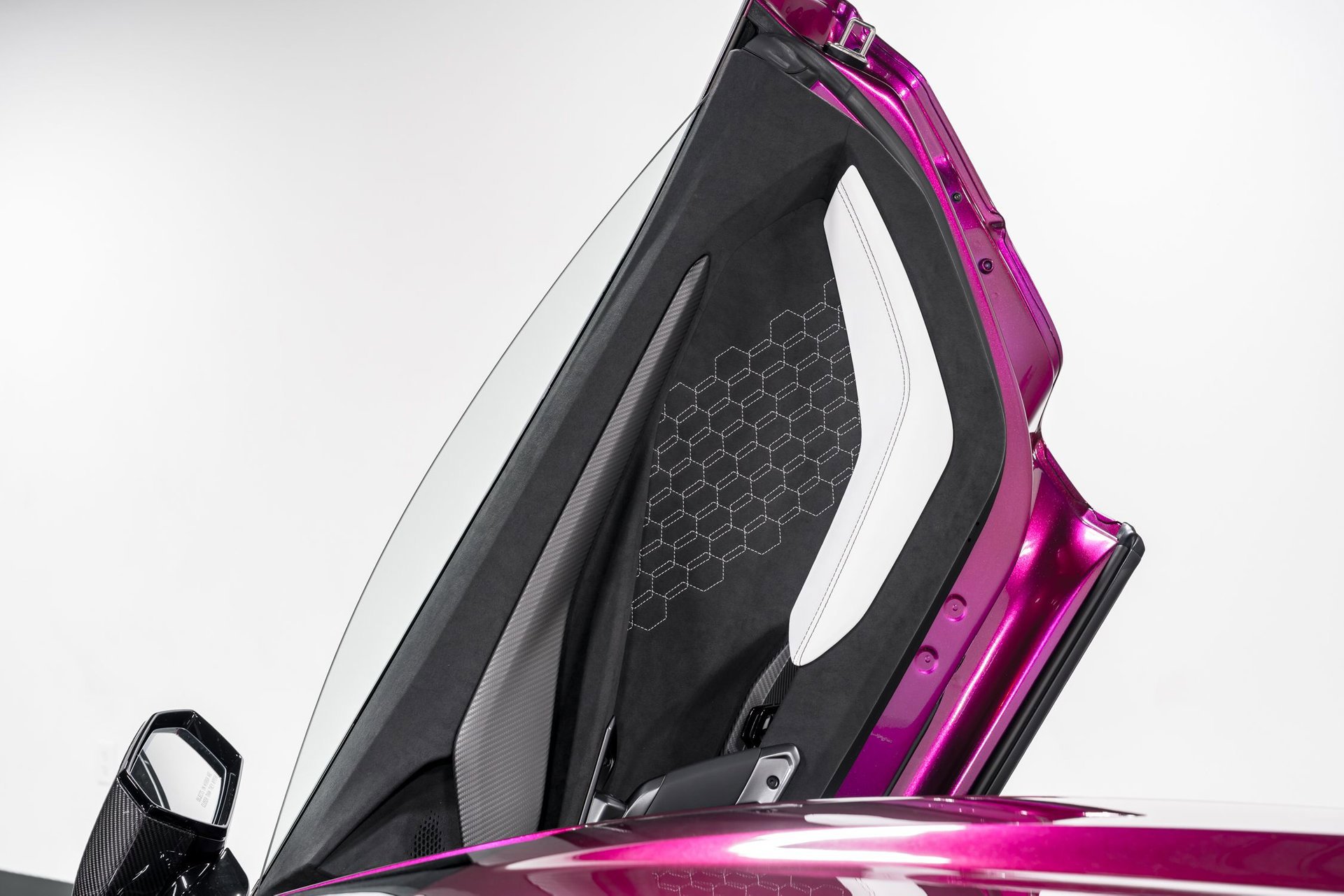Used 2024 Lamborghini Revuelto image 32