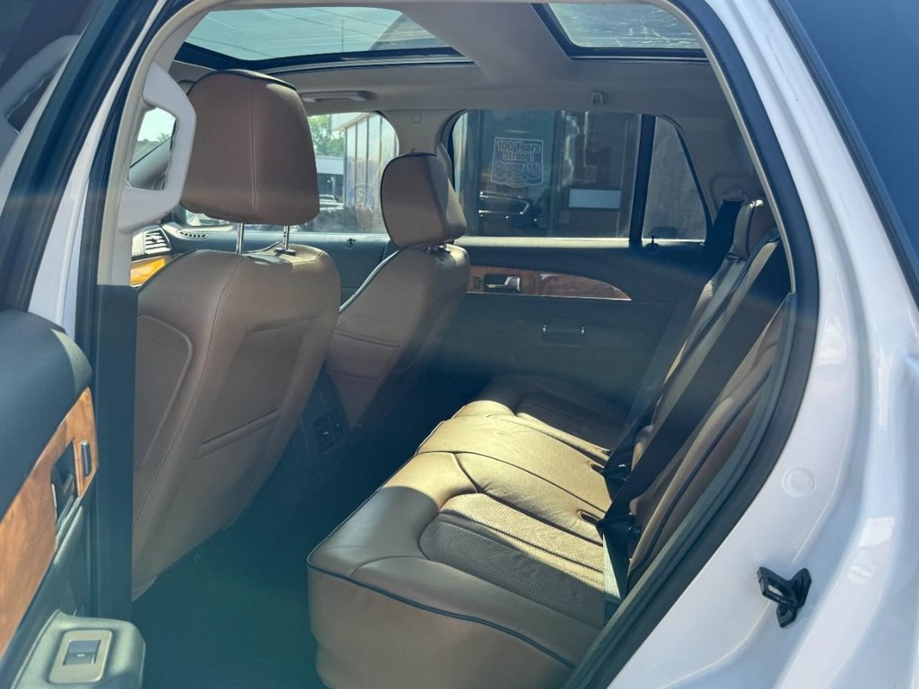 Used 2014 Lincoln MKX FWD w/ Equipment Group 102A image 10