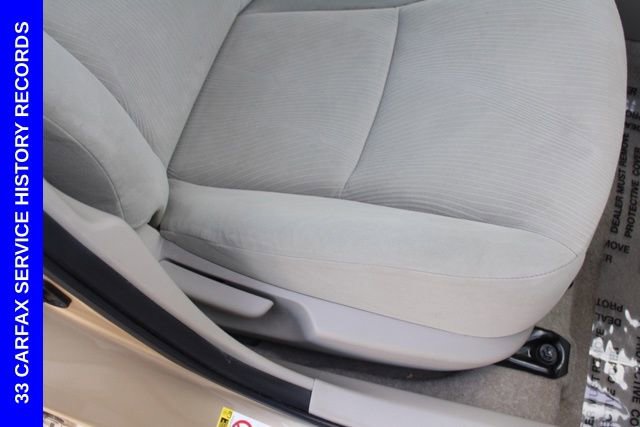 Used 2011 Toyota Corolla LE image 16