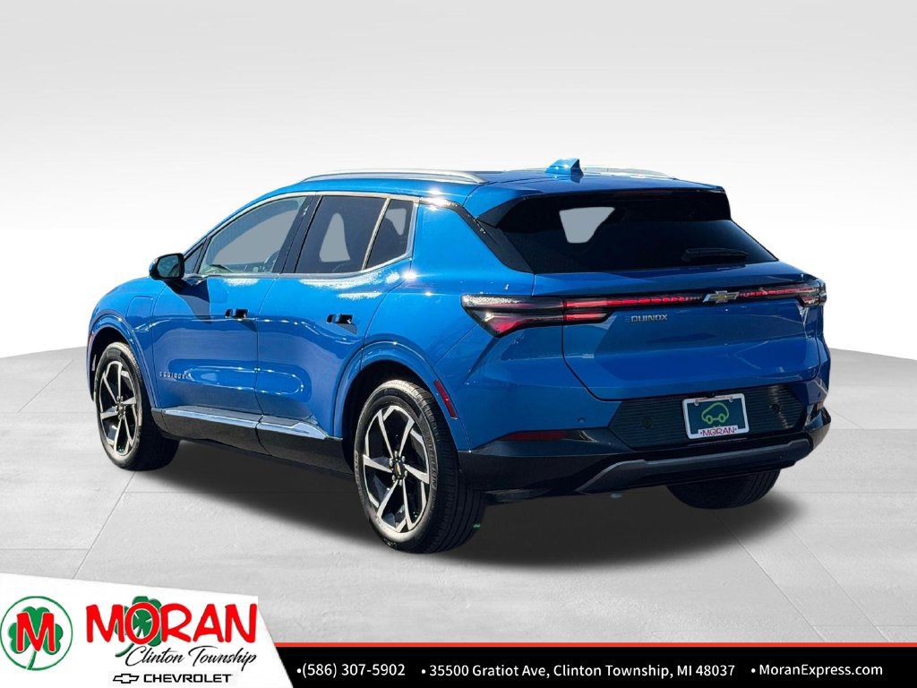Used 2025 Chevrolet Equinox EV LT w/ Convenience Package FWD image 4