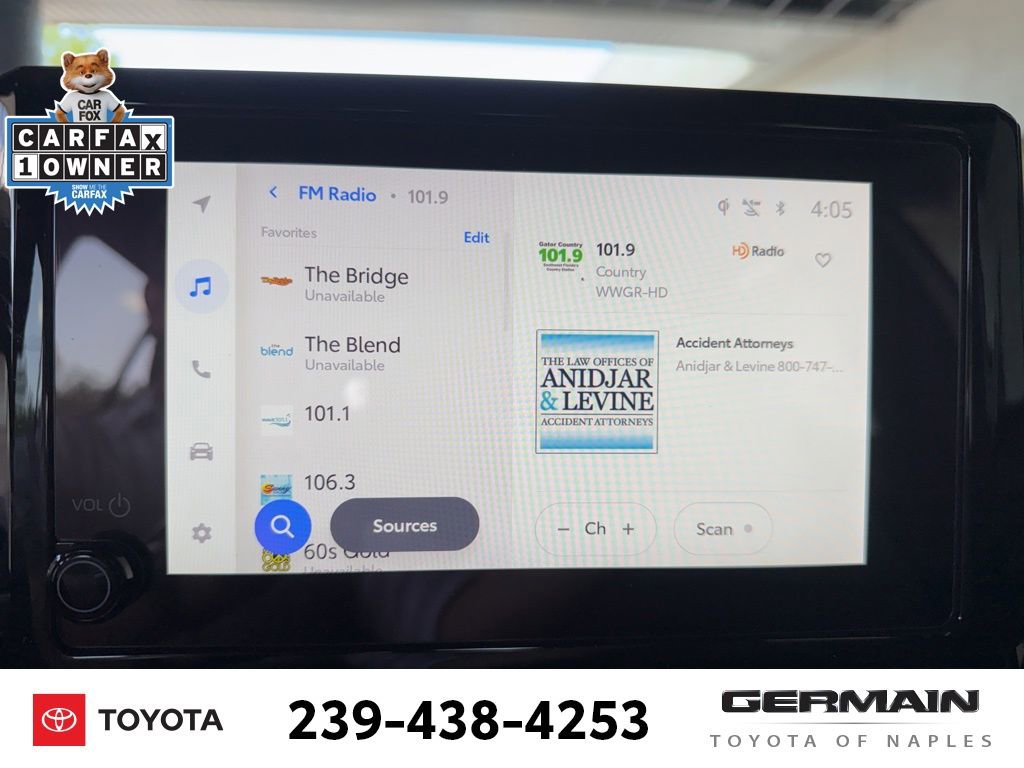 Used 2025 Toyota Corolla Cross AWD Hybrid image 19