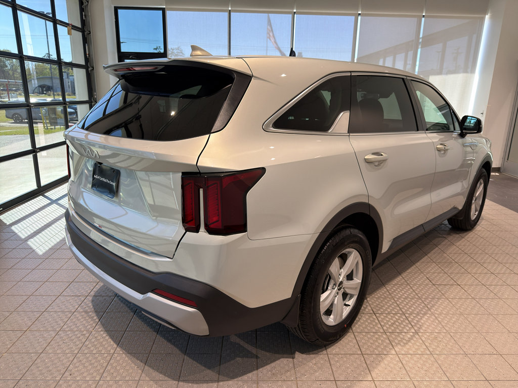 New 2026 Kia Sorento LX image 5