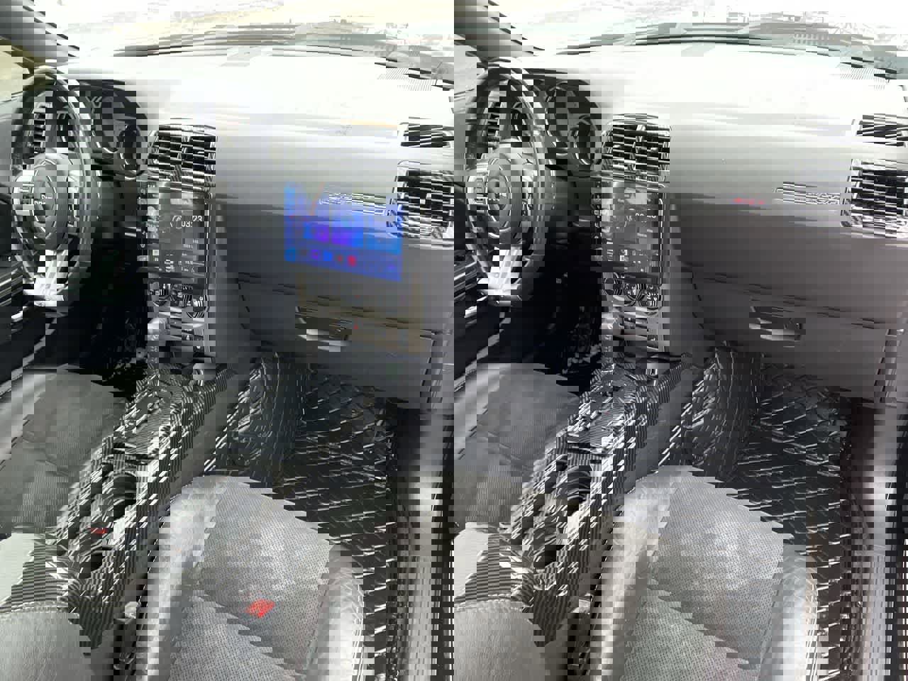 Used 2012 Dodge Challenger SRT8 image 23