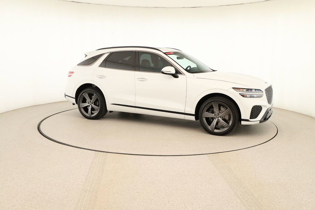 Used 2025 Genesis GV70 3.5T Sport w/ Sport Advanced Package image 9