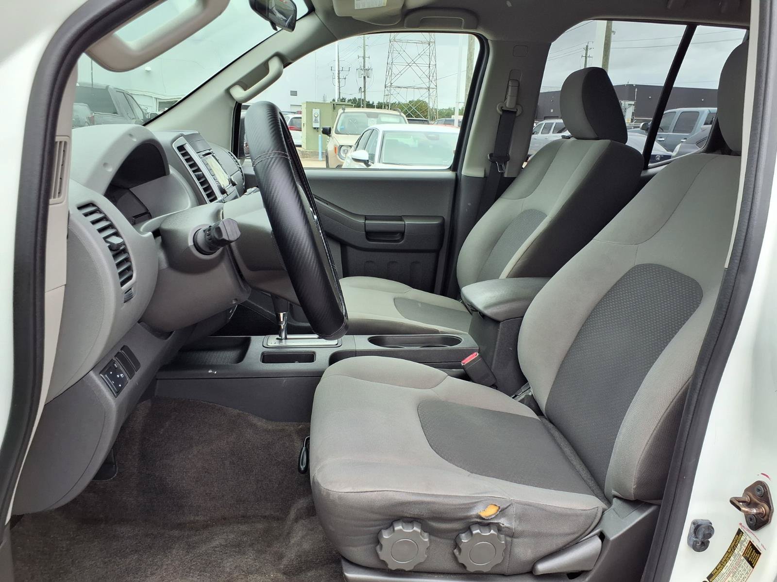 Used 2015 Nissan Xterra S w/ Value Package RWD image 23