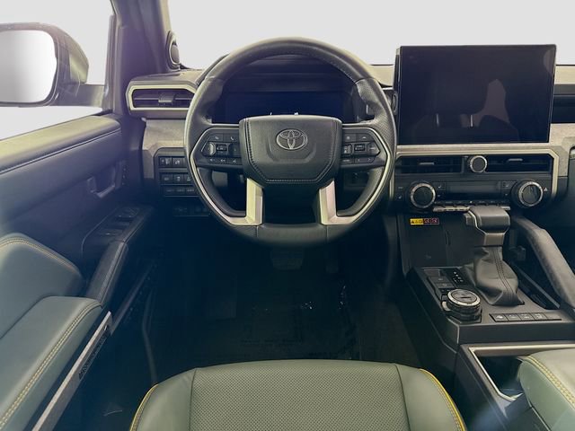 Certified 2025 Toyota 4Runner Trailhunter image 22