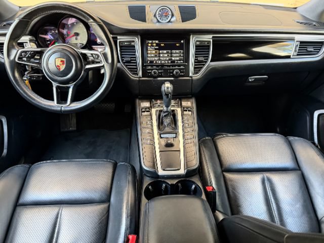 Used 2015 Porsche Macan S AWD/4WD image 11