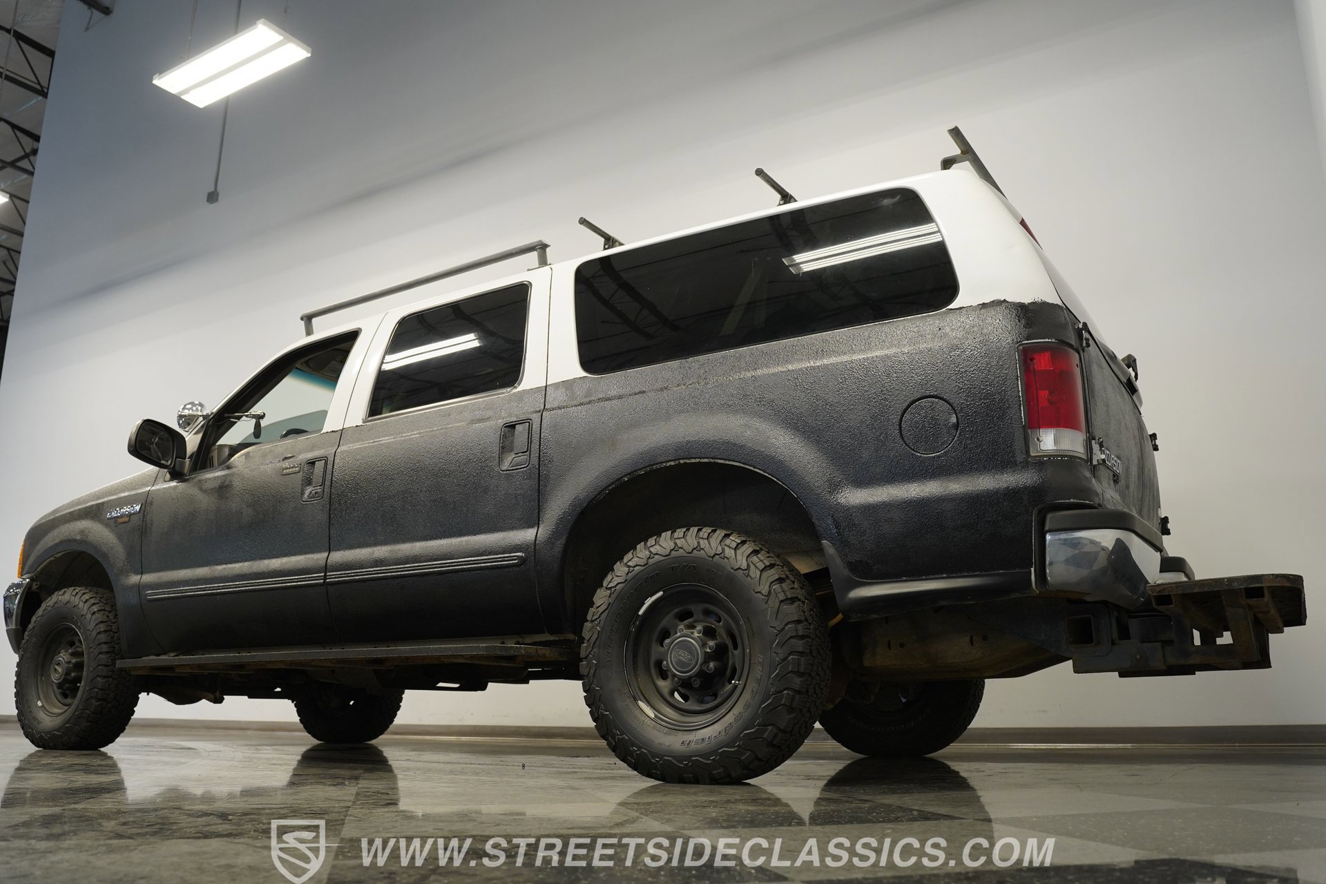 Used 2000 Ford Excursion XLT image 23