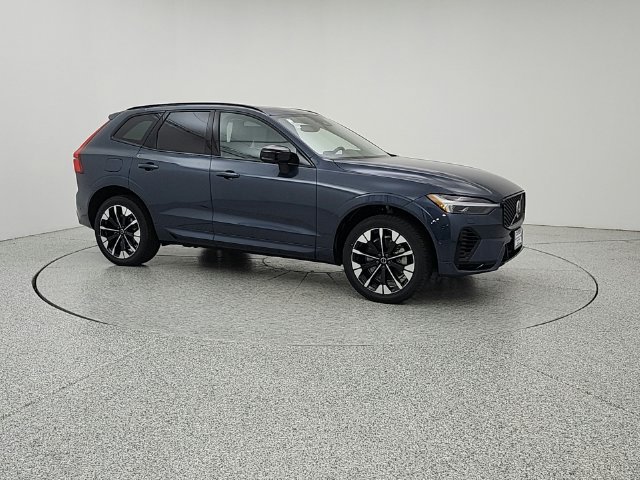 New 2027 Volvo XC60 T8 Plus AWD/4WD image 3