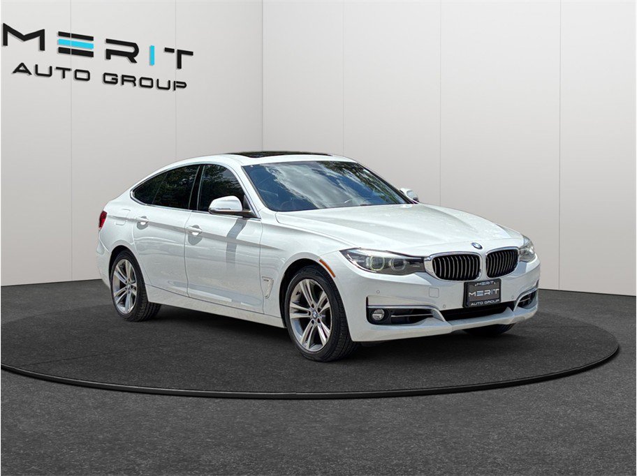 Used 2017 BMW 330i Gran Turismo xDrive AWD/4WD image 1