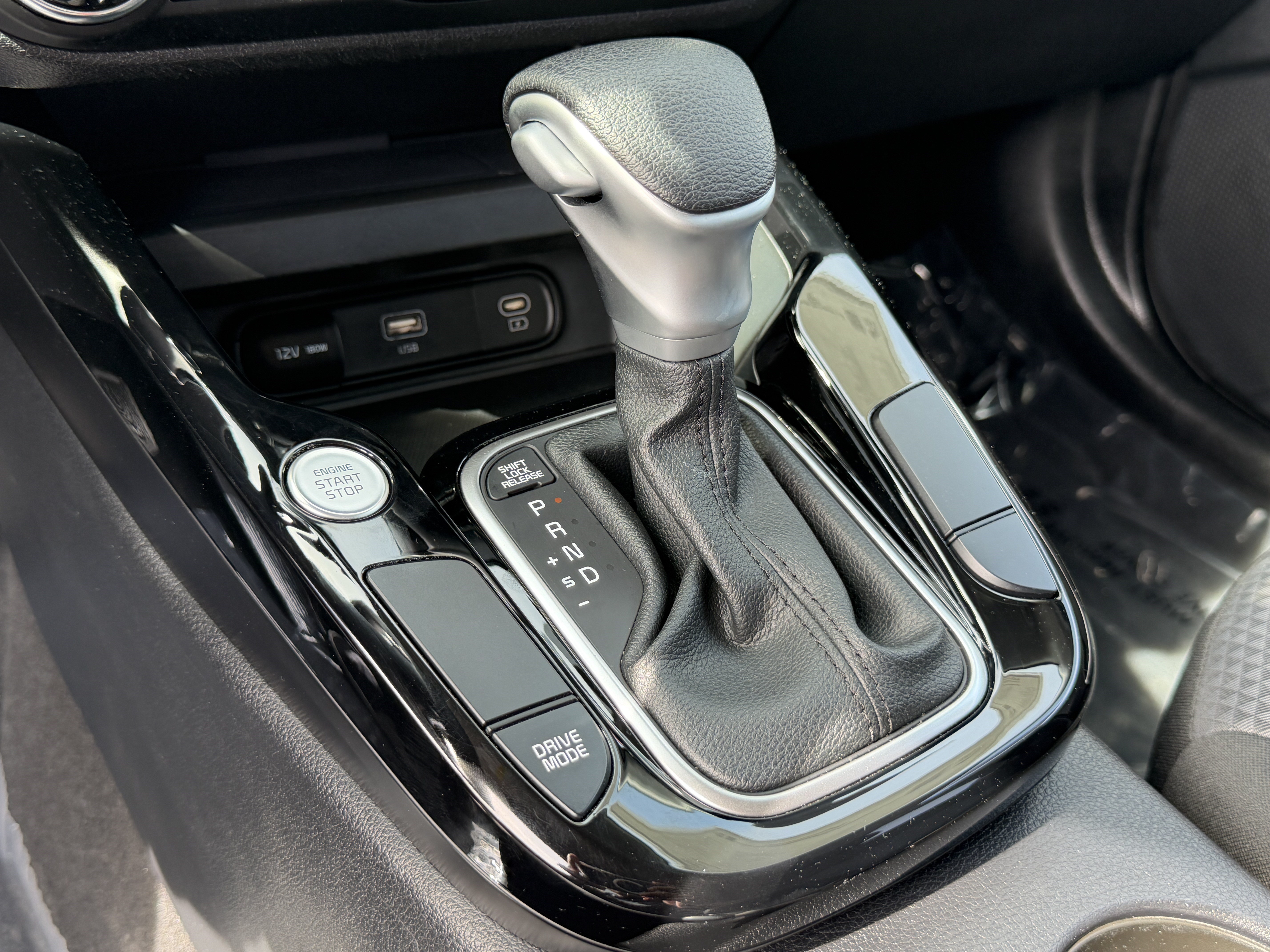 Certified 2023 Kia Soul S FWD image 23