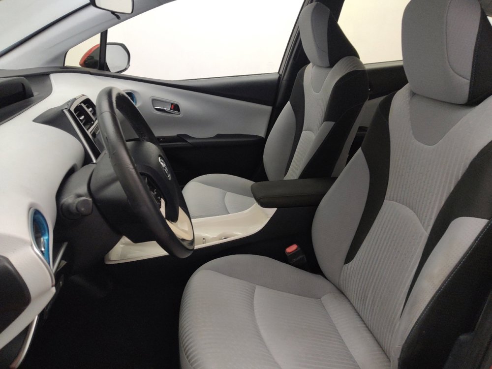 Used 2018 Toyota Prius Prime Plus FWD image 17