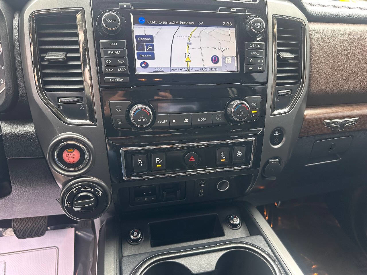 Used 2017 Nissan Titan Platinum Reserve AWD/4WD image 18