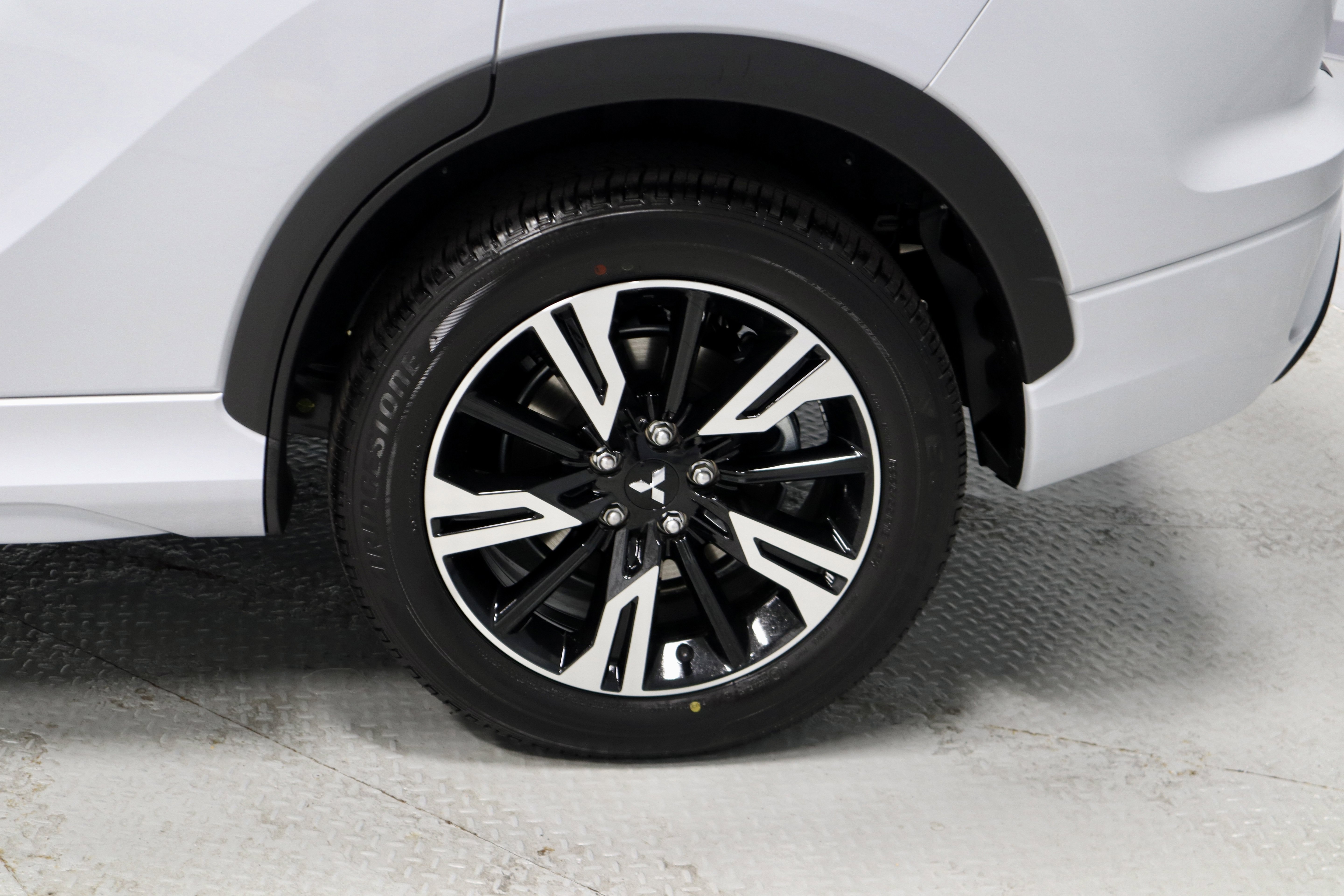 New 2026 Mitsubishi Eclipse Cross SEL AWD/4WD image 33