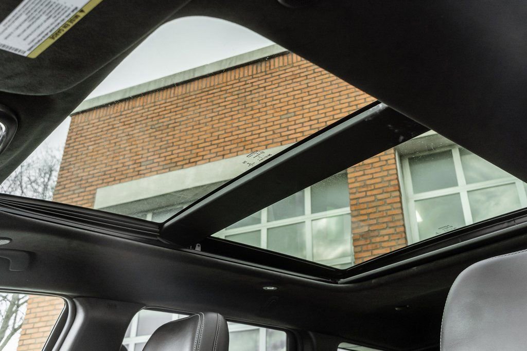 Used 2020 Jeep Grand Cherokee SRT image 12