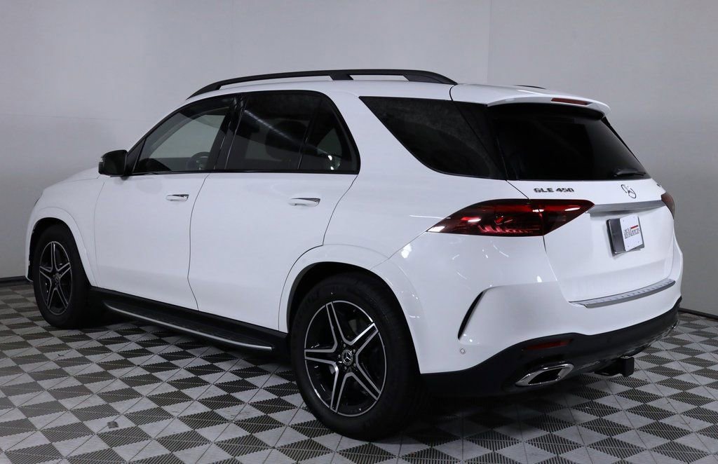 Used 2026 Mercedes-Benz GLE 450 4MATIC image 4