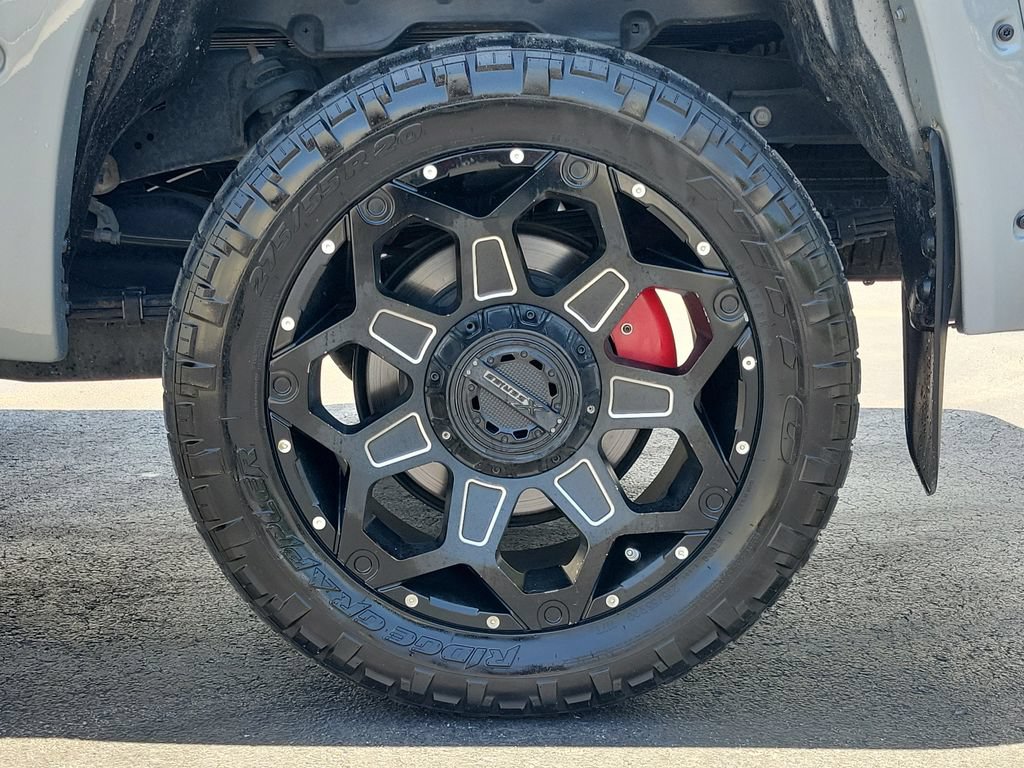 Used 2021 Toyota Tundra SR5 w/ SR5 Upgrade Package AWD/4WD image 15