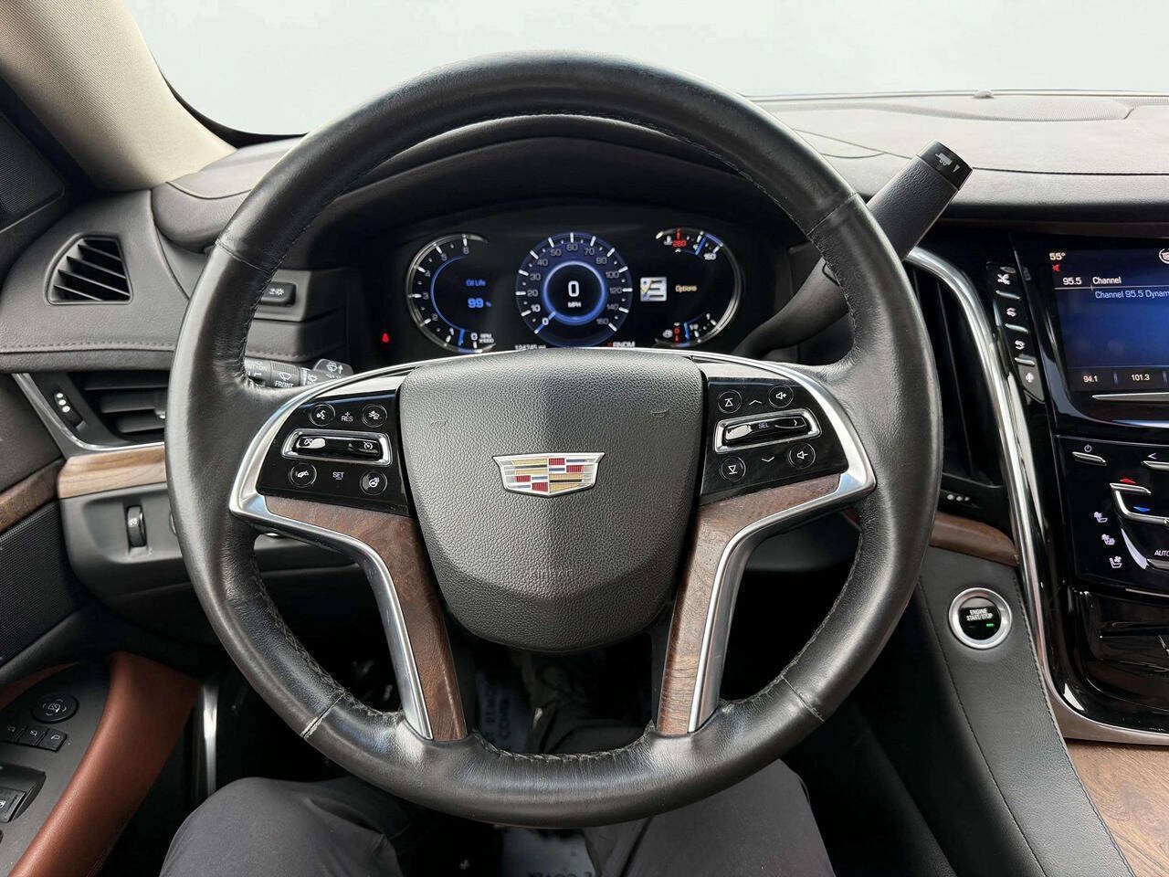 Used 2016 Cadillac Escalade Premium AWD/4WD image 17