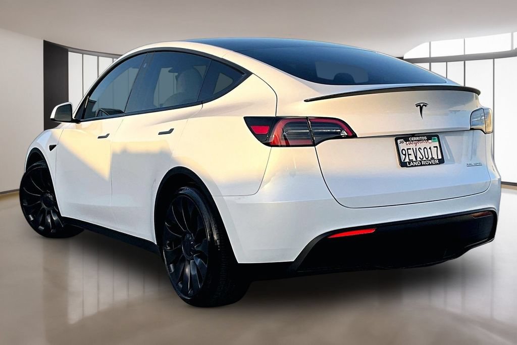 Used 2023 Tesla Model Y Performance AWD/4WD image 4