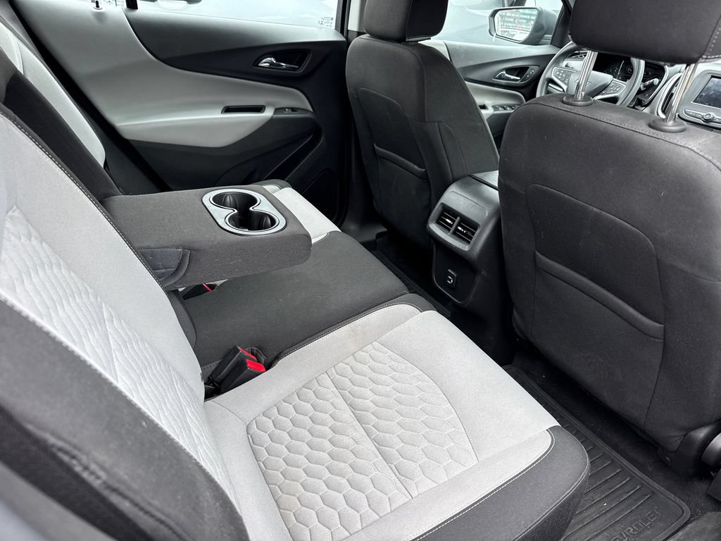 Used 2020 Chevrolet Equinox LS FWD image 14
