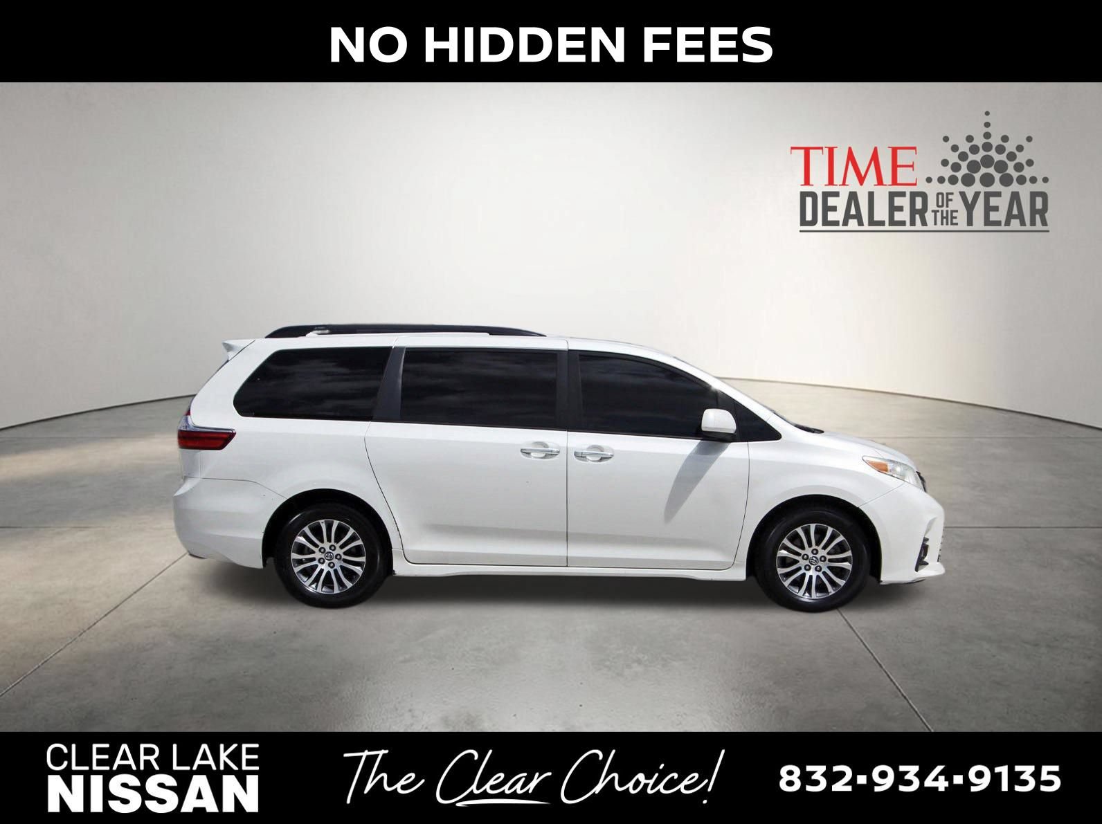 Used 2019 Toyota Sienna XLE w/ XLE Navigation Package FWD image 8