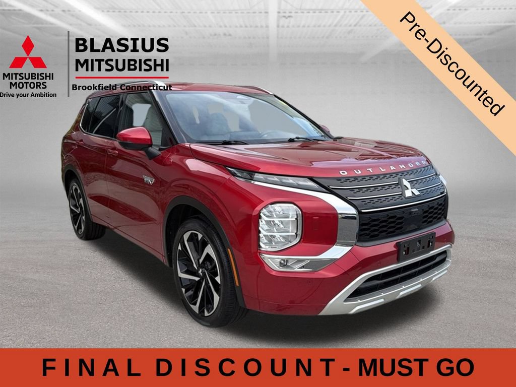 Used 2023 Mitsubishi Outlander SEL AWD/4WD image 3