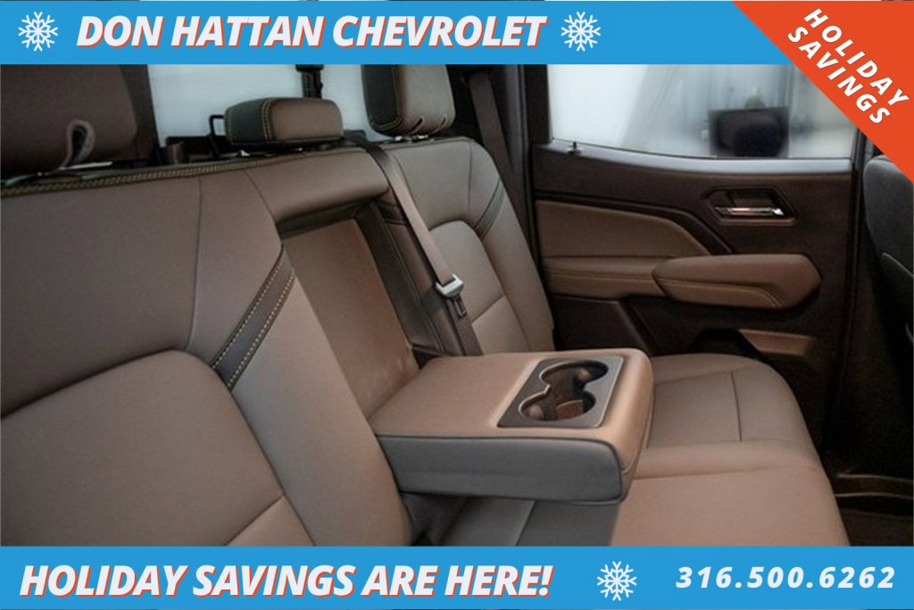 Used 2024 Chevrolet Colorado ZR2 w/ ZR2 Convenience Package III image 30