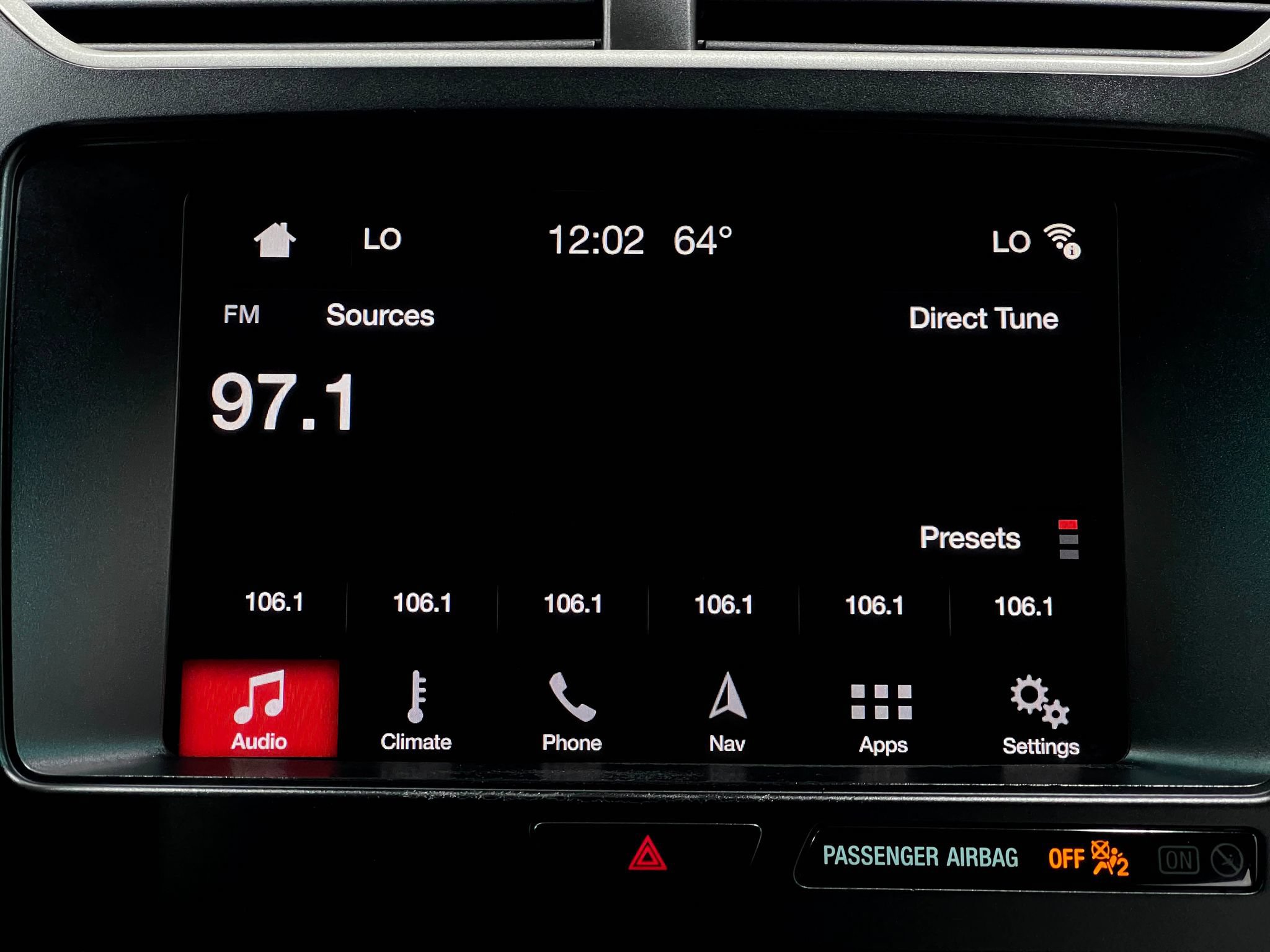 Used 2018 Ford Explorer XLT w/ Equipment Group 201A AWD/4WD image 23