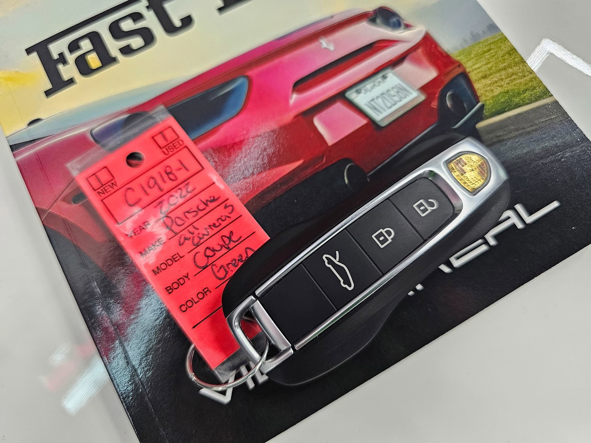 Used 2022 Porsche 911 Carrera 4S w/ Sport Package image 32