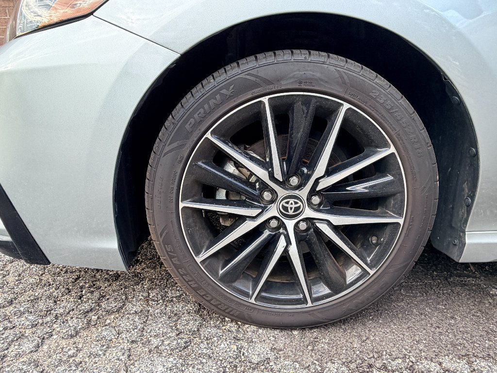 Used 2024 Toyota Camry SE FWD image 9
