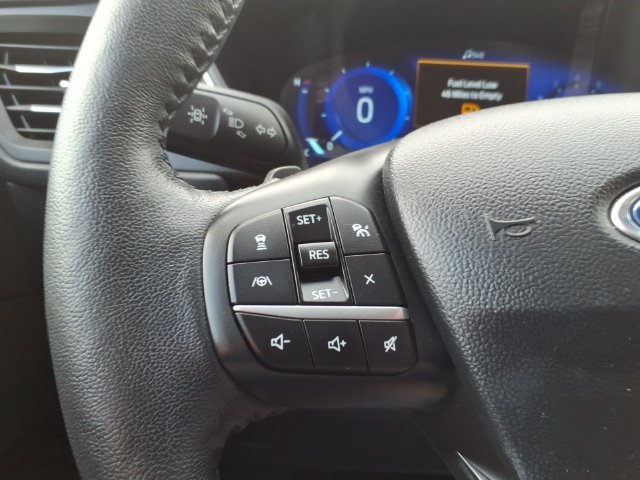 Certified 2020 Ford Escape Titanium AWD/4WD image 15