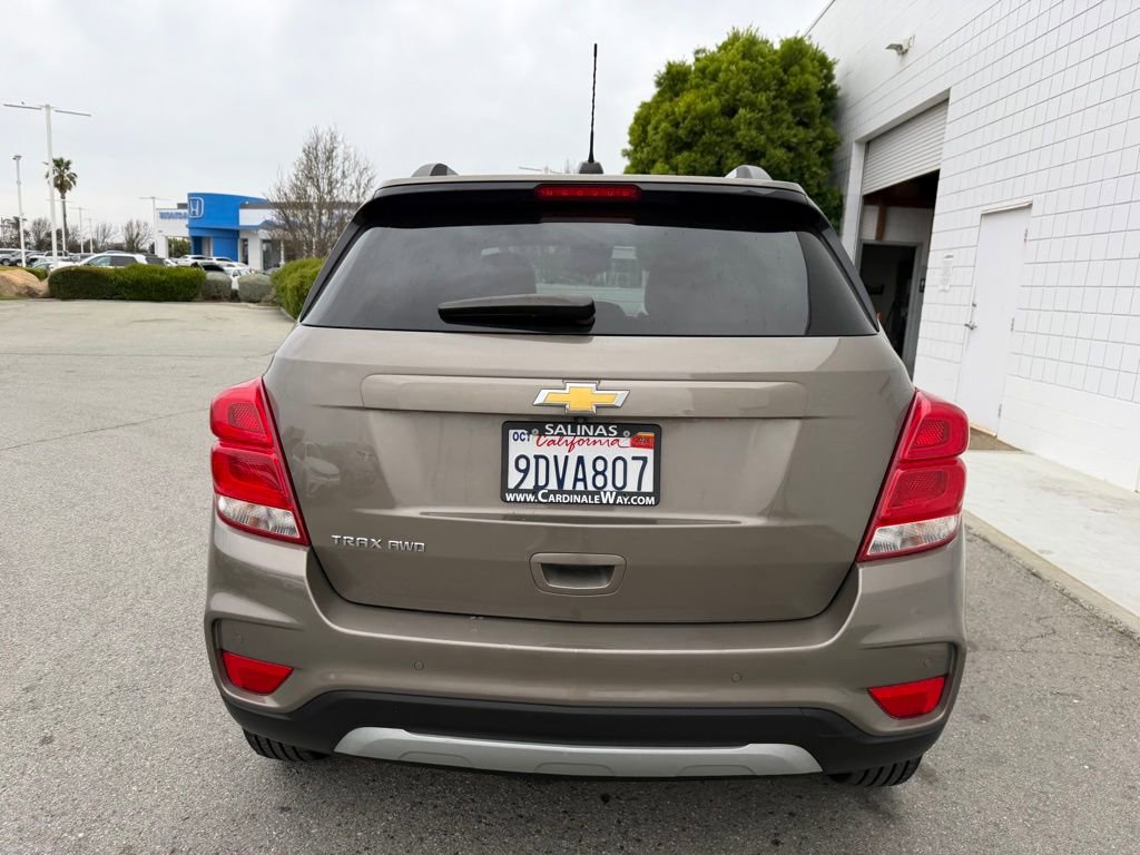 Used 2022 Chevrolet Trax LT w/ Driver Confidence Package image 5