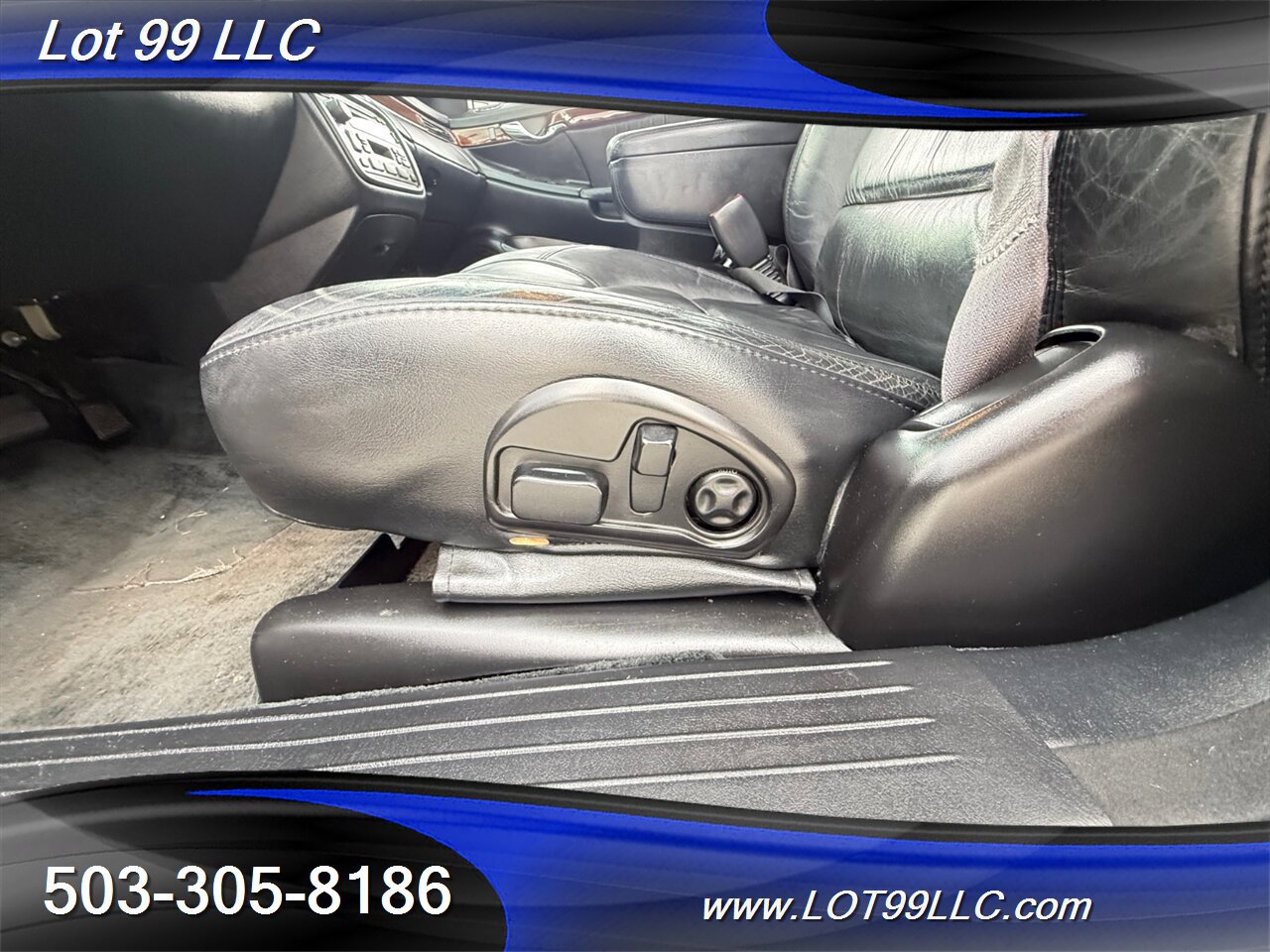 Used 2001 Cadillac De Ville DHS w/ Safety/Security Pkg FWD image 12