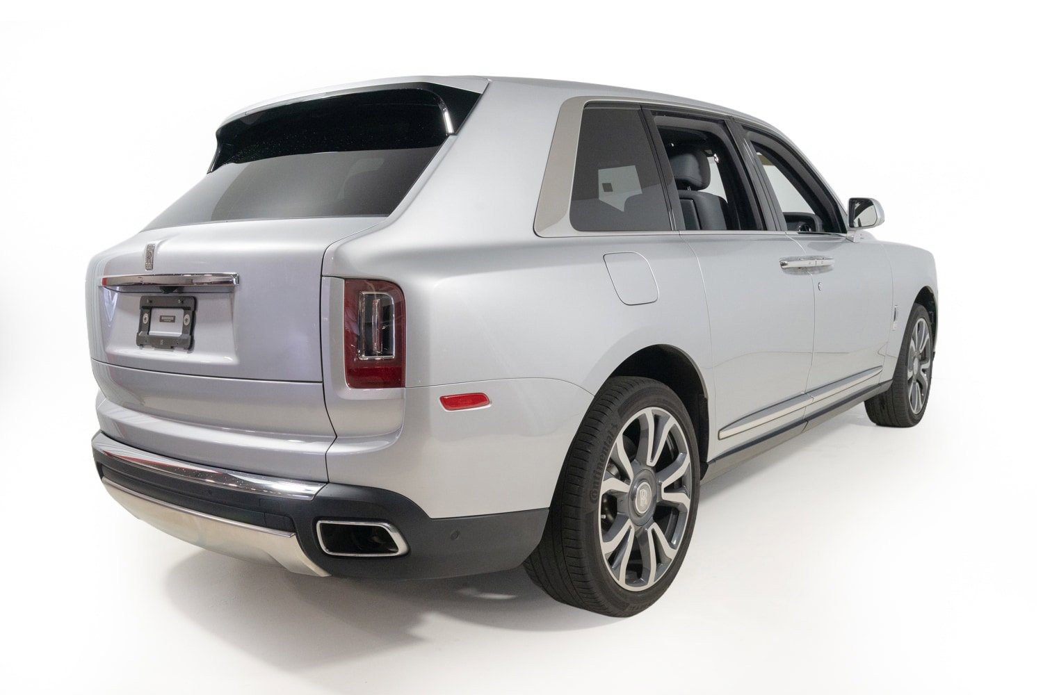 Used 2023 Rolls-Royce Cullinan AWD/4WD image 9