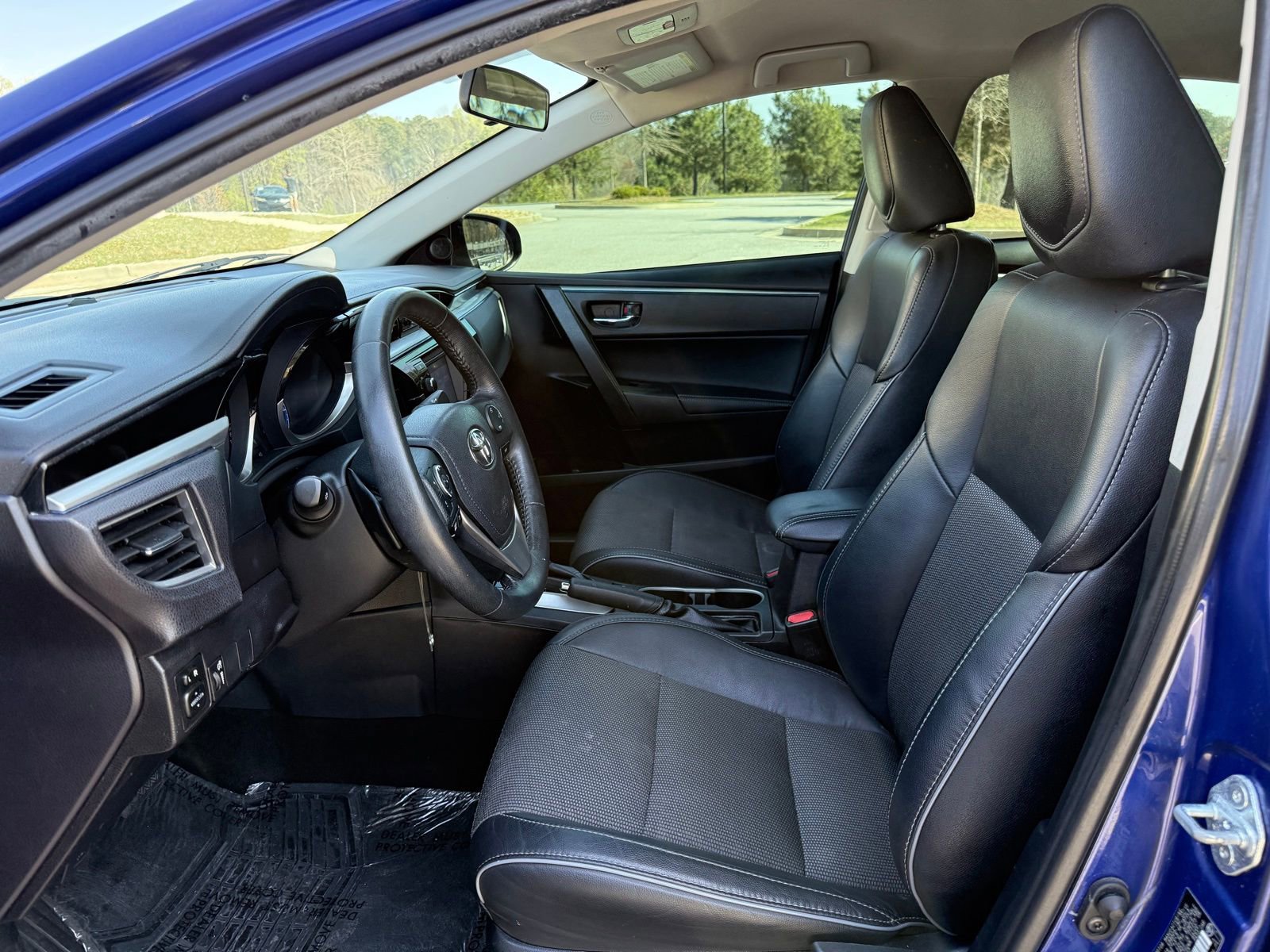Used 2015 Toyota Corolla S image 31
