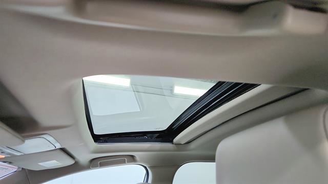 Used 2019 Honda CR-V Touring image 15