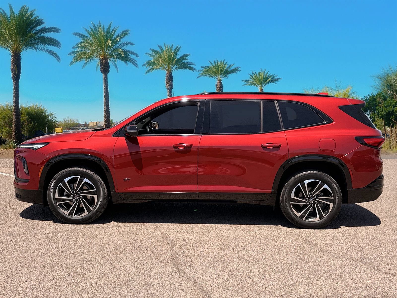 Used 2025 Buick Enclave Sport Touring FWD image 2