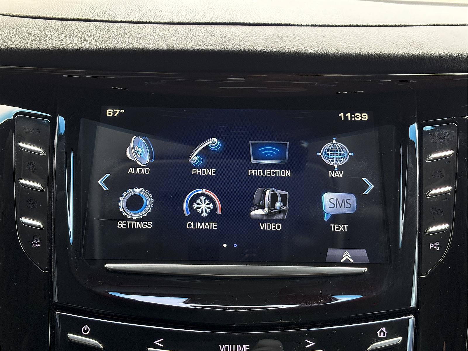 Used 2020 Cadillac Escalade Luxury AWD/4WD image 24