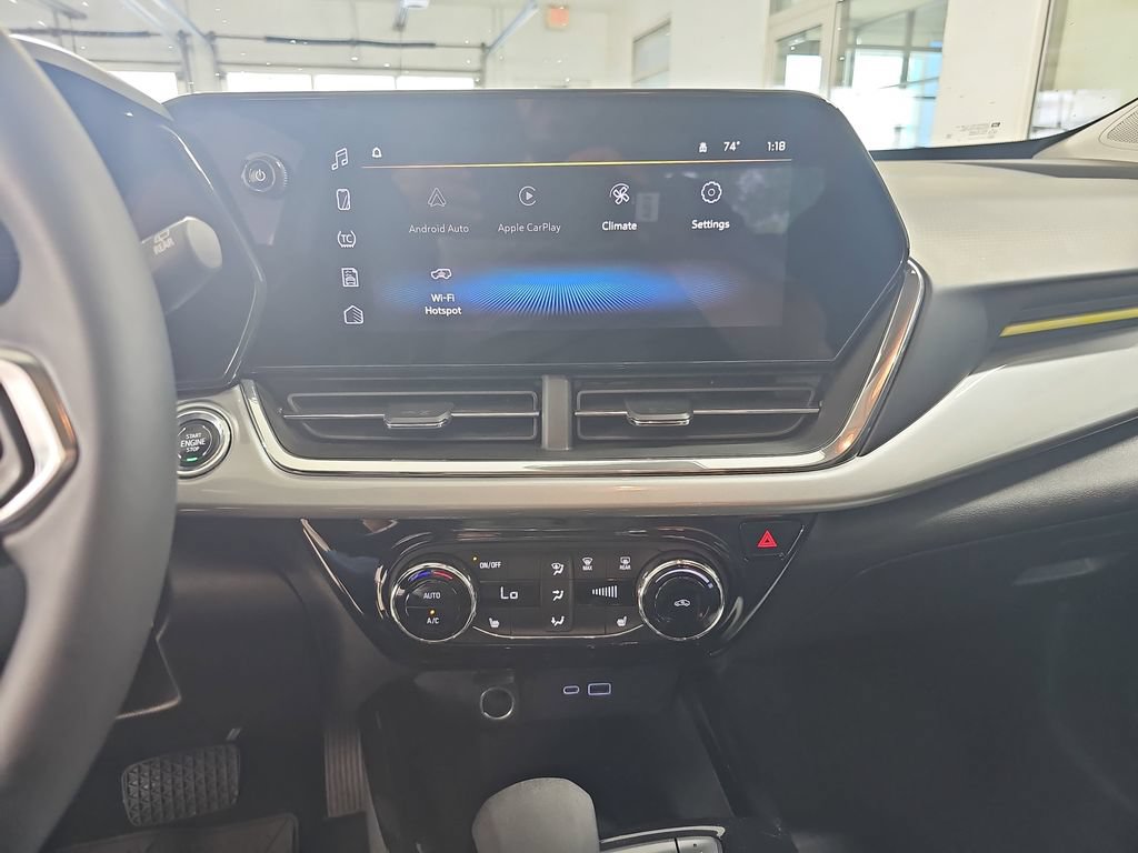 Certified 2024 Chevrolet Trax LT w/ Driver Confidence Package FWD image 25