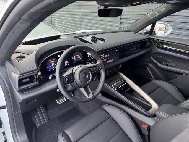 New 2025 Porsche Macan Turbo Electric image 4