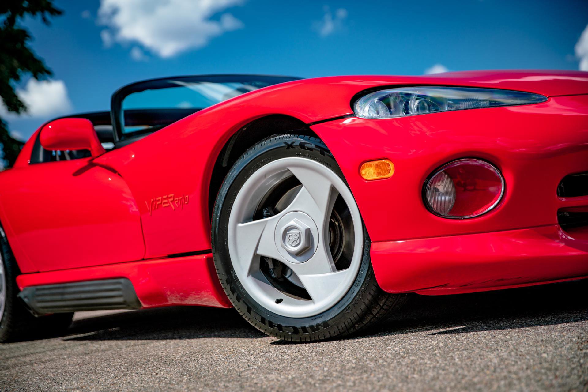 Used 1994 Dodge Viper RT/10 image 6