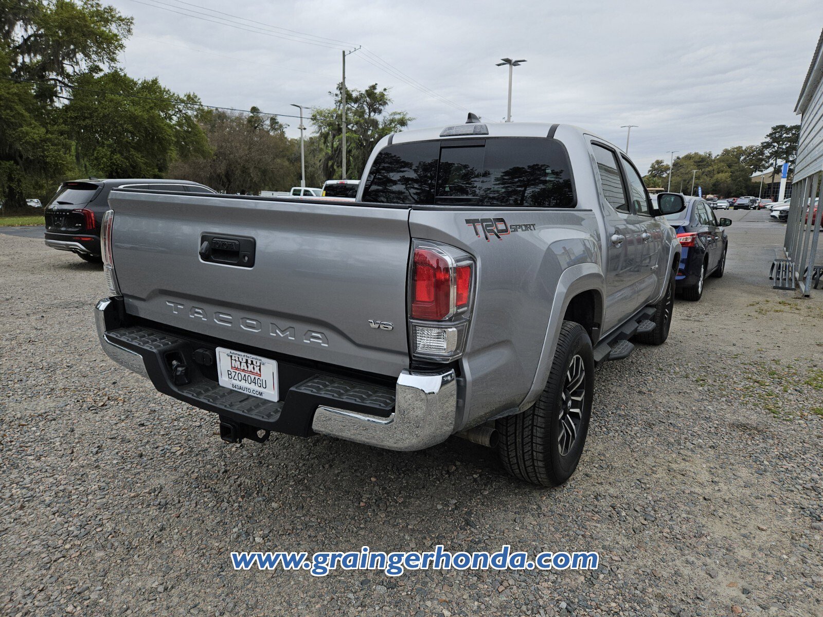 Used 2020 Toyota Tacoma TRD Sport image 7