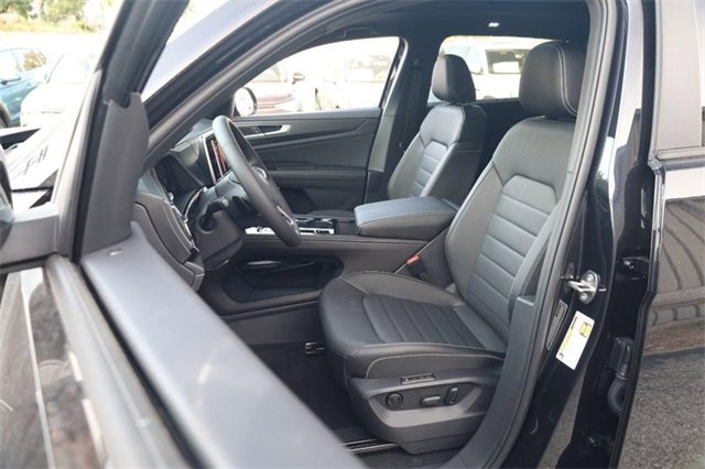 New 2026 Volkswagen Atlas Cross Sport SEL R-Line image 8